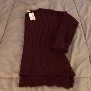 BB Dakota Dark Red Sweater NWT